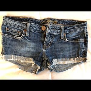 American eagle short shorts